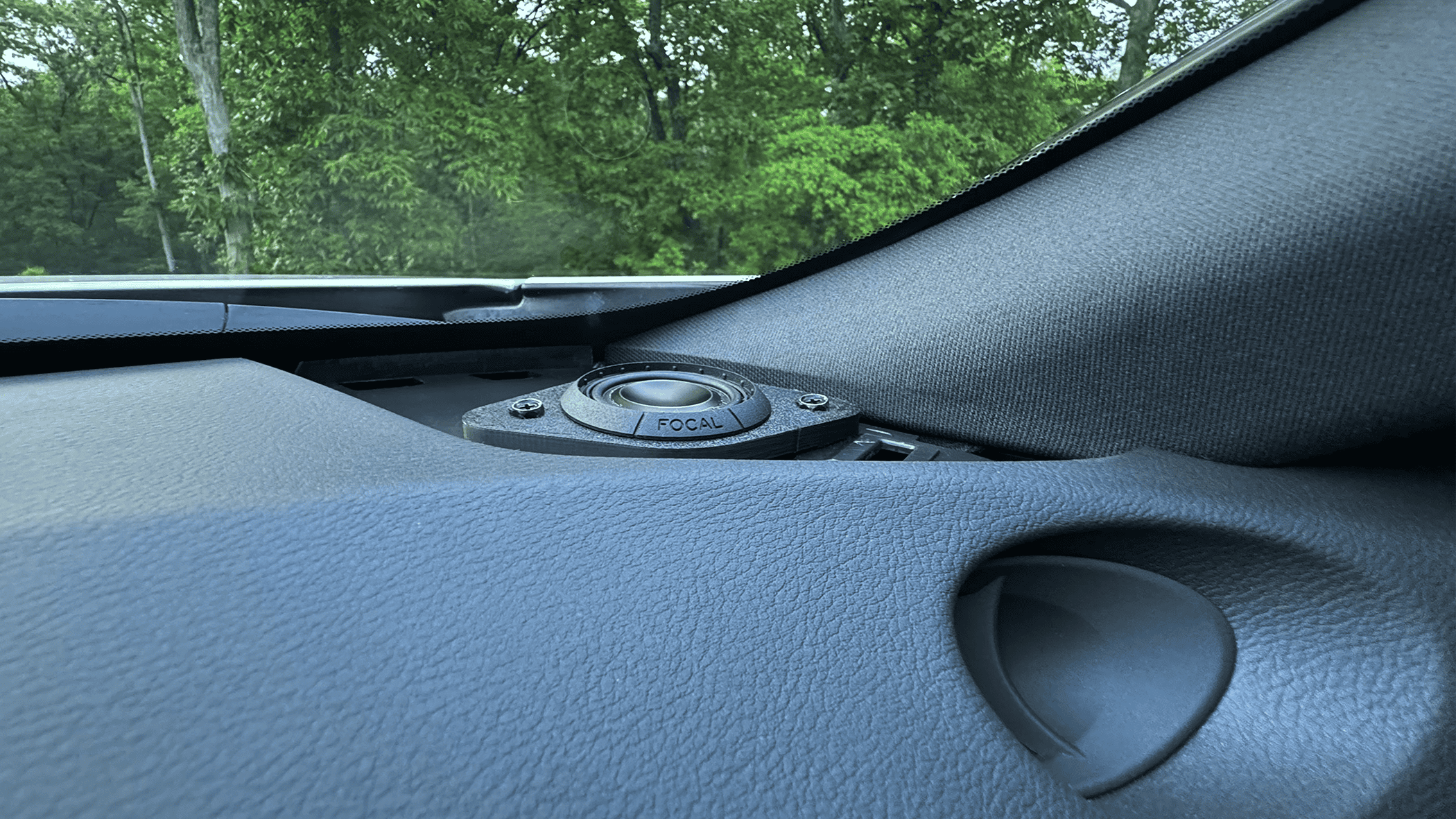 16-dash-speakers.png