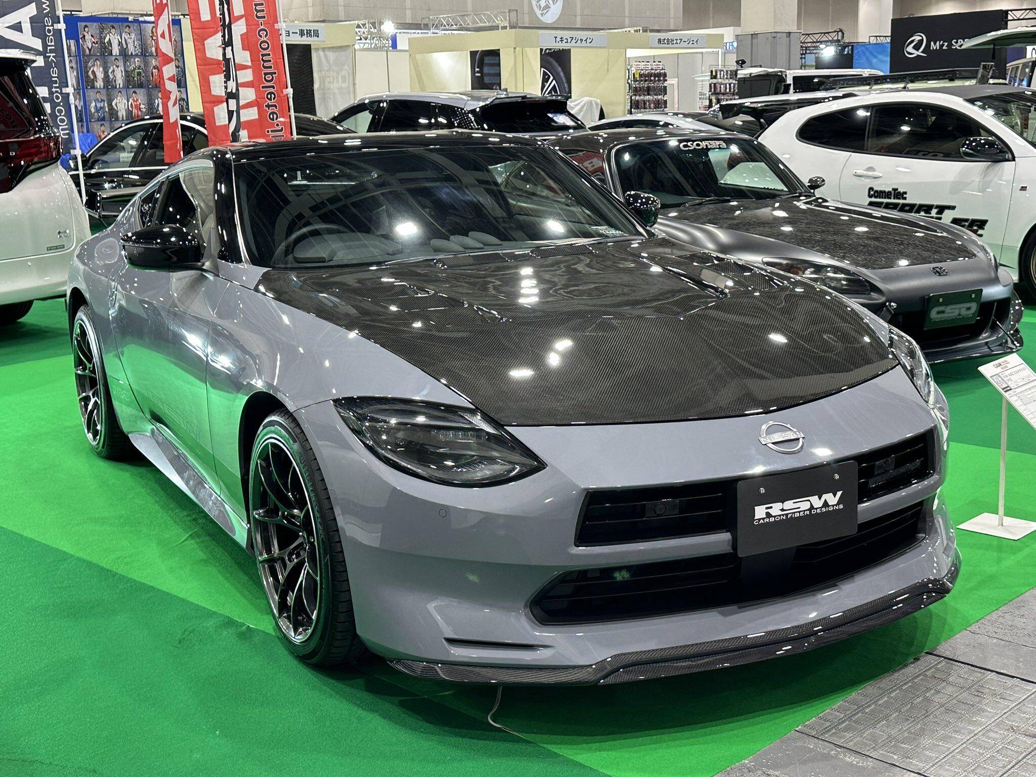1738894269575-25.jpg