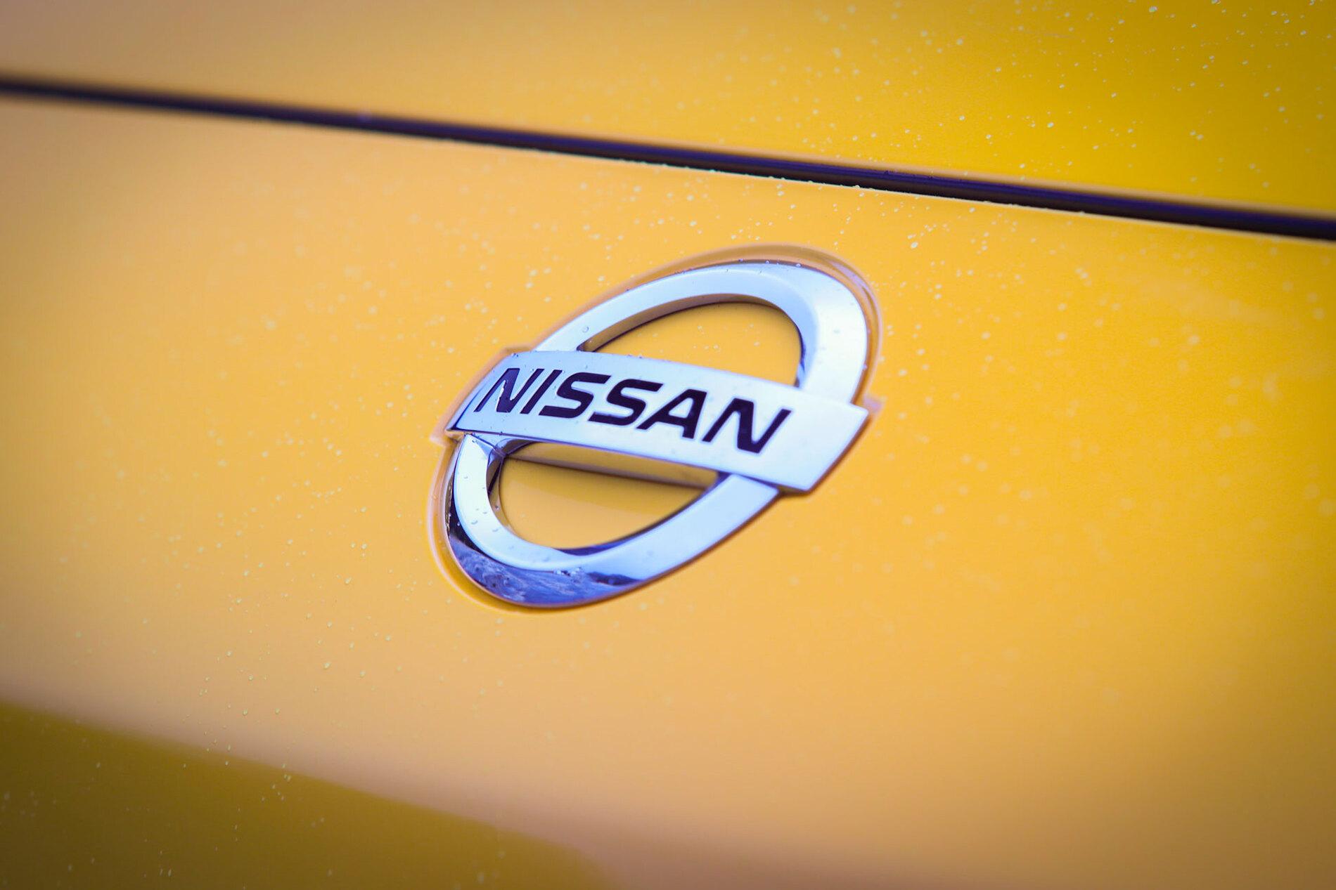 2018-nissan-370z-heritage-edition-photo-15.jpg