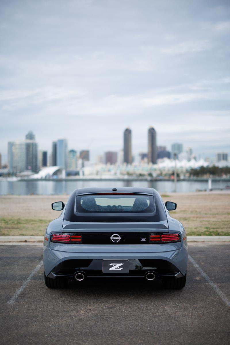 2023 Nissan Z_Boulder Gray-15.jpg