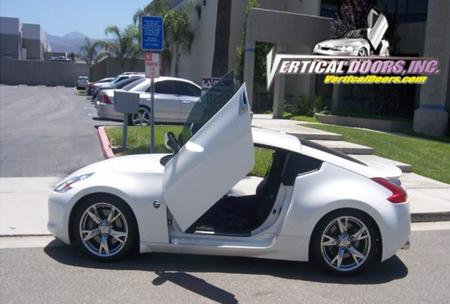 370z-vertical-lambo-door-kit-10.jpg