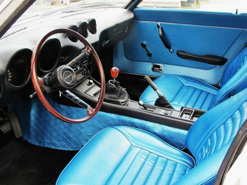 blueinterior.jpg