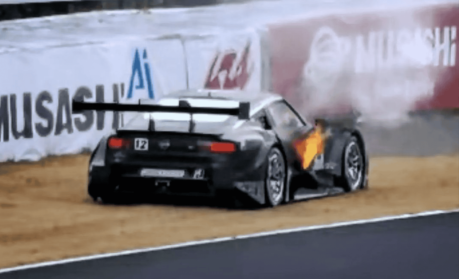 nissan-z-gt500-fire-1-png.png