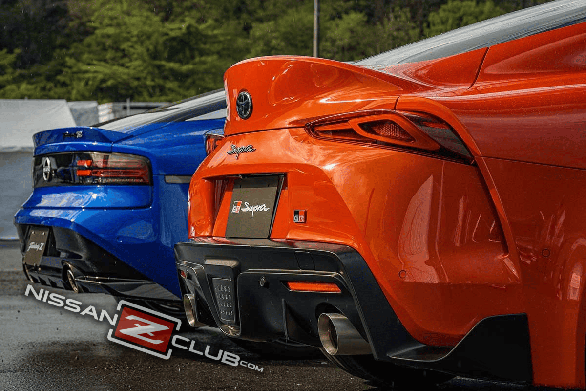 nissan-z-vs-toyota-supra-3.png