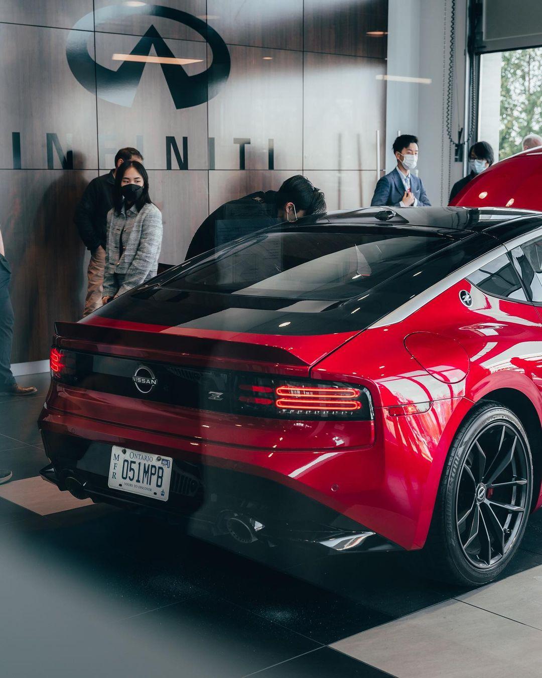 Passion Red 2023 Nissan Z Coupe 4.jpg