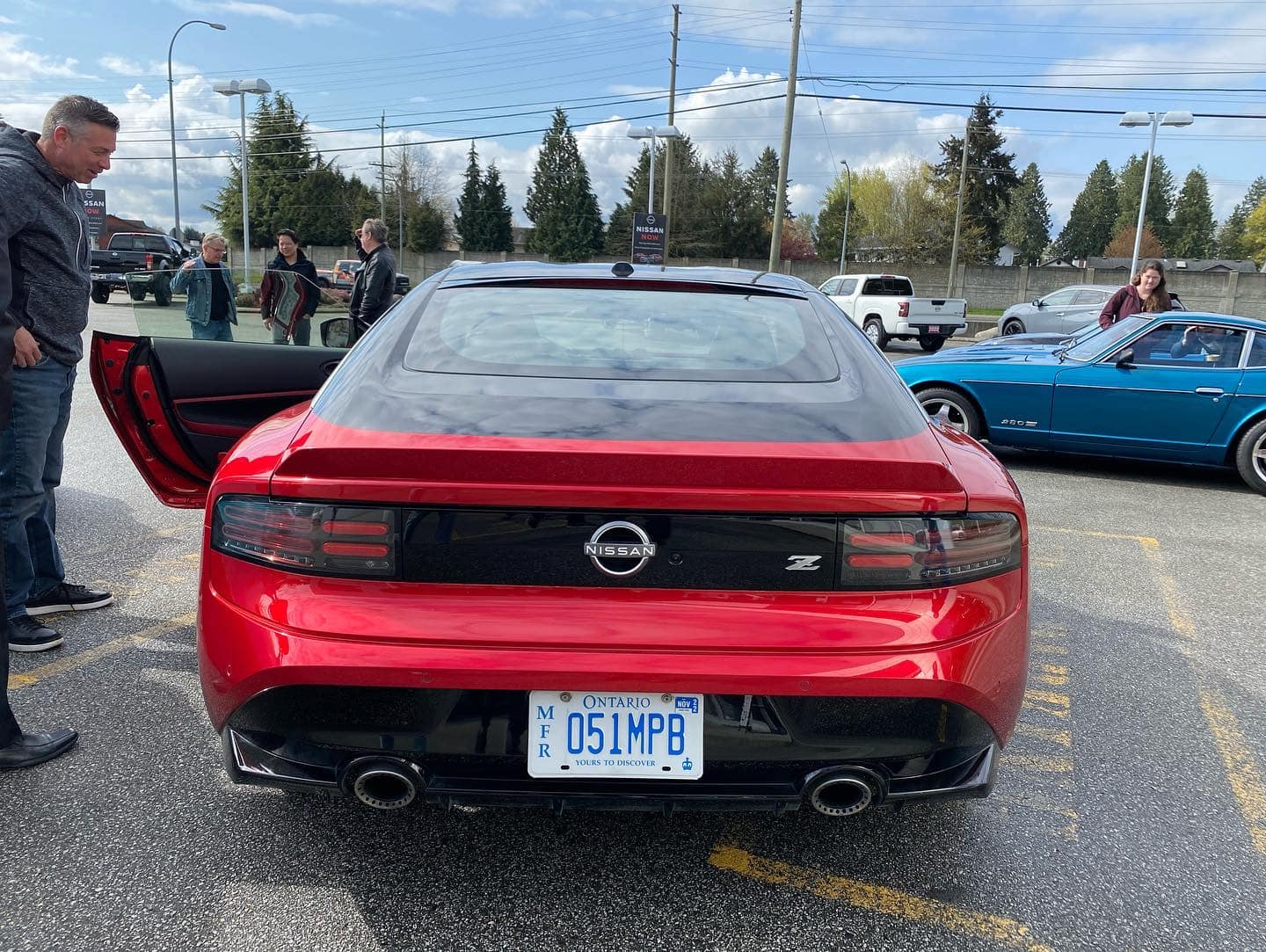 Passion Red Nissan Z vs 300ZX3.jpg