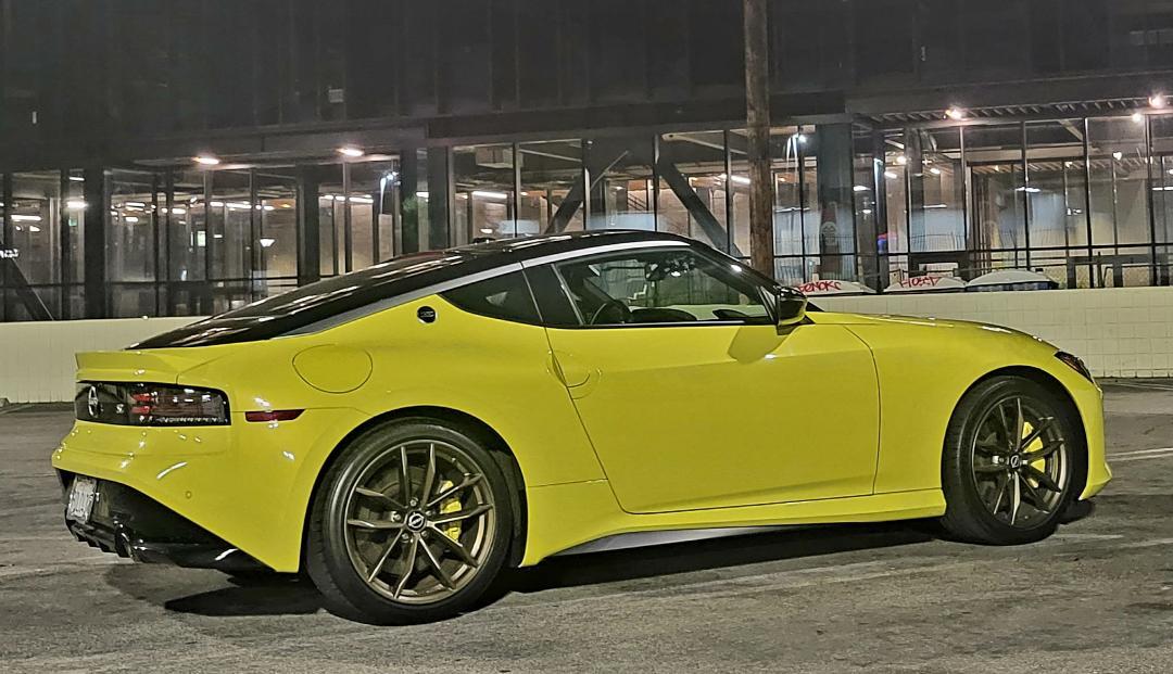 PROTO Z PIC LA  2.jpg