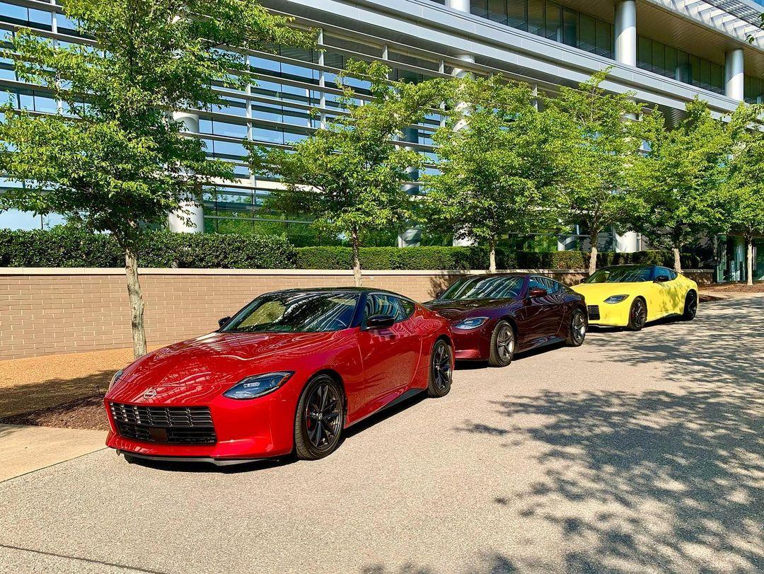 Rosewood Metallic, Ikazuchi Yellow, Passion Red 2023 Nissan Z line up 1.jpg