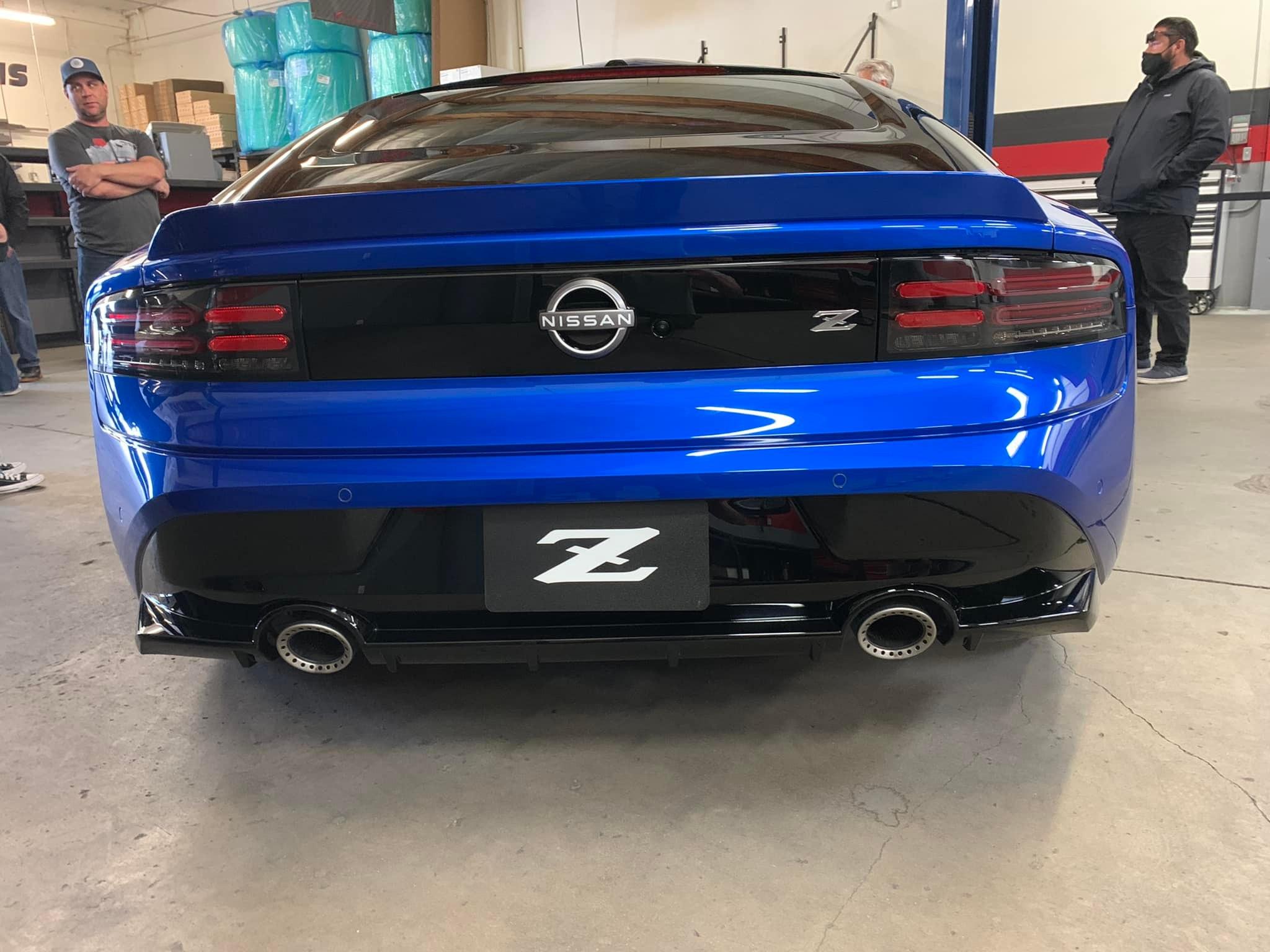 Seiran Blue Nissan Z 1.jpg